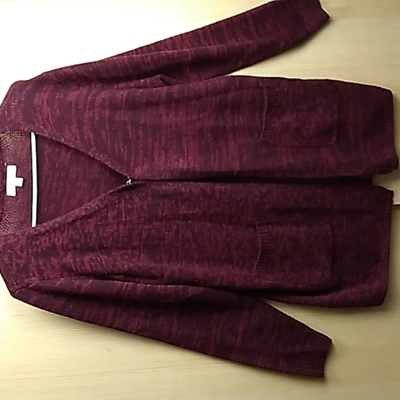 Zoey Sweaters - Zoey Women's Size 1X no button Cardigan in color Maroon